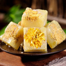 Load image into Gallery viewer, 50 Viên trà hoa cúc đường phèn chuẩn vị Vua Thảo Mộc