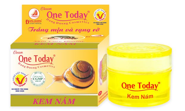 02 Boxs - KEM NGỪA NÁM * 8Gram