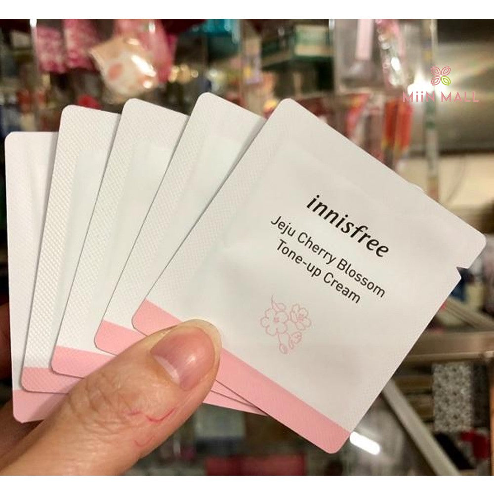05 gói - Sample Kem Dưỡng Nâng Tone Tức Innisfree Jeju Cherry Blossom Tone Up Cream 1ml